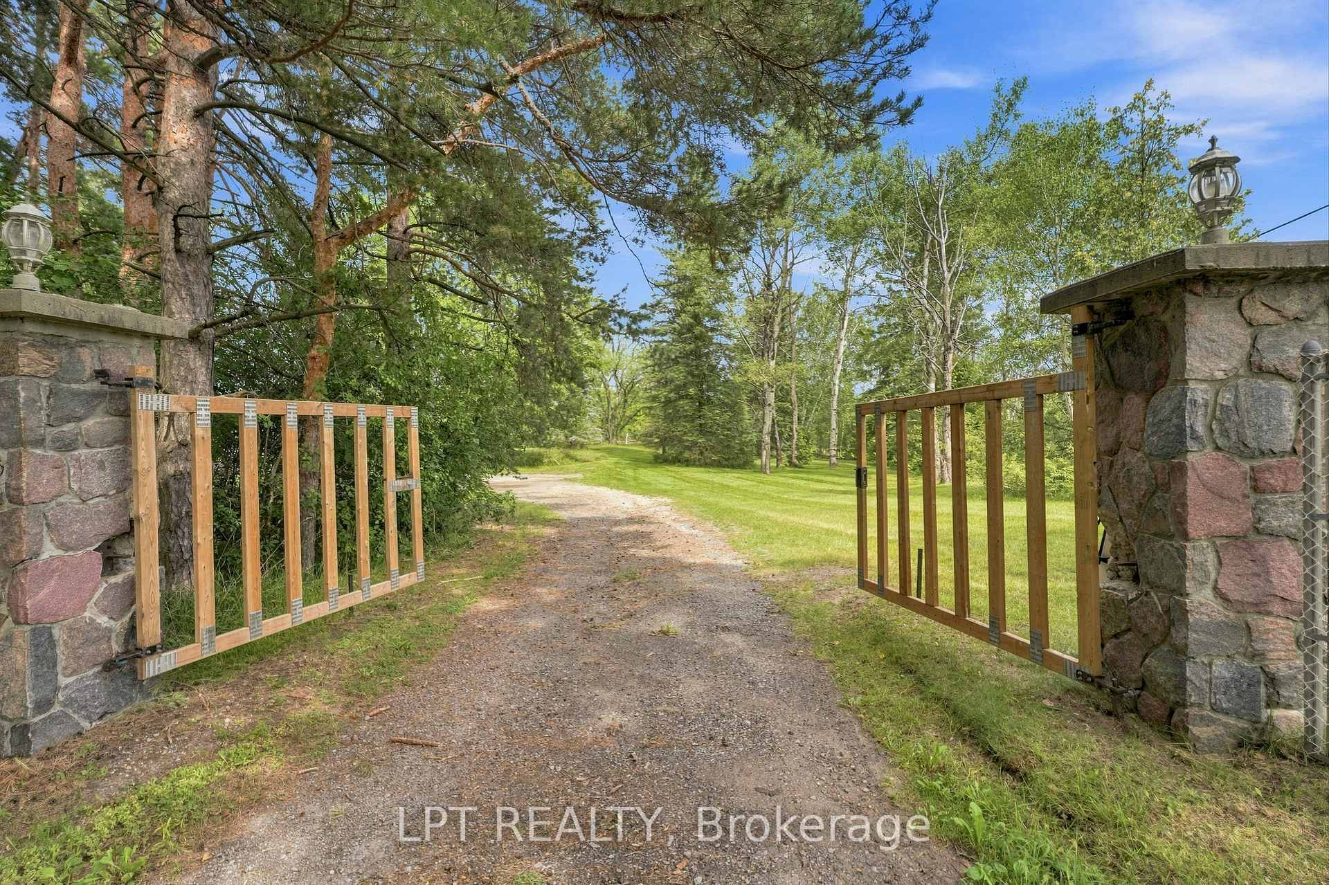 Photo 29 of 586 Hwy 47, Uxbridge, Rural Uxbridge — HOMEH
