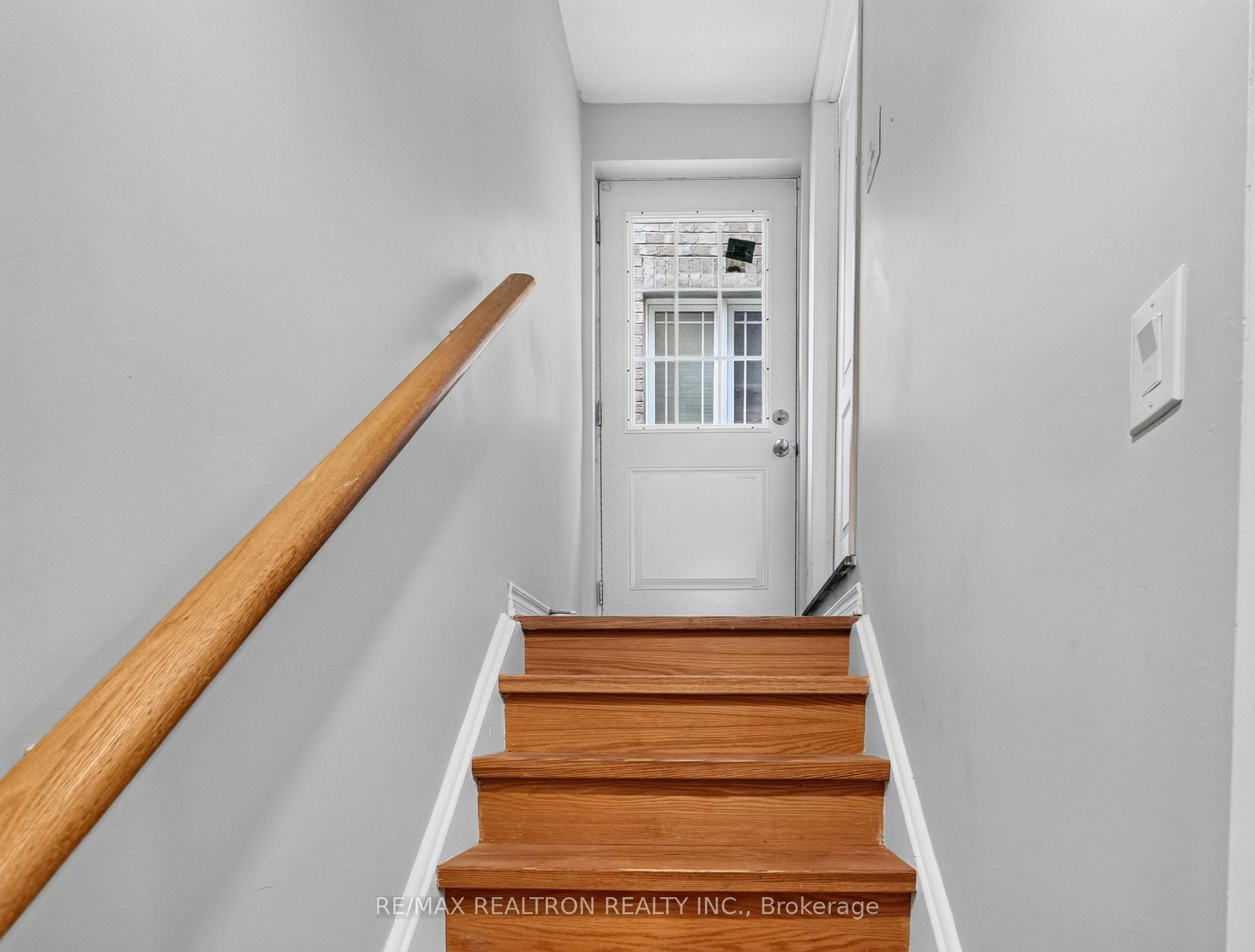 Photo 6 of Unit Basement, 32 Whitlock Crescent, Ajax, Northeast Ajax — HOMEH
