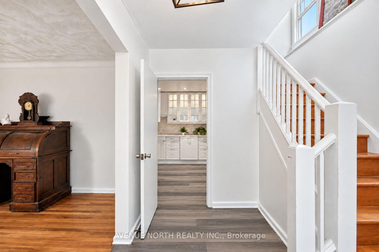 Photo 9 of 869 Chapman Boulevard, Ottawa, Elmvale Acres — HOMEH