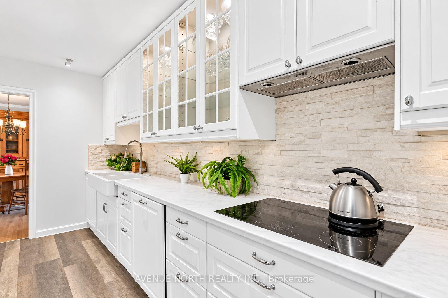 Photo 15 of 869 Chapman Boulevard, Ottawa, Elmvale Acres — HOMEH
