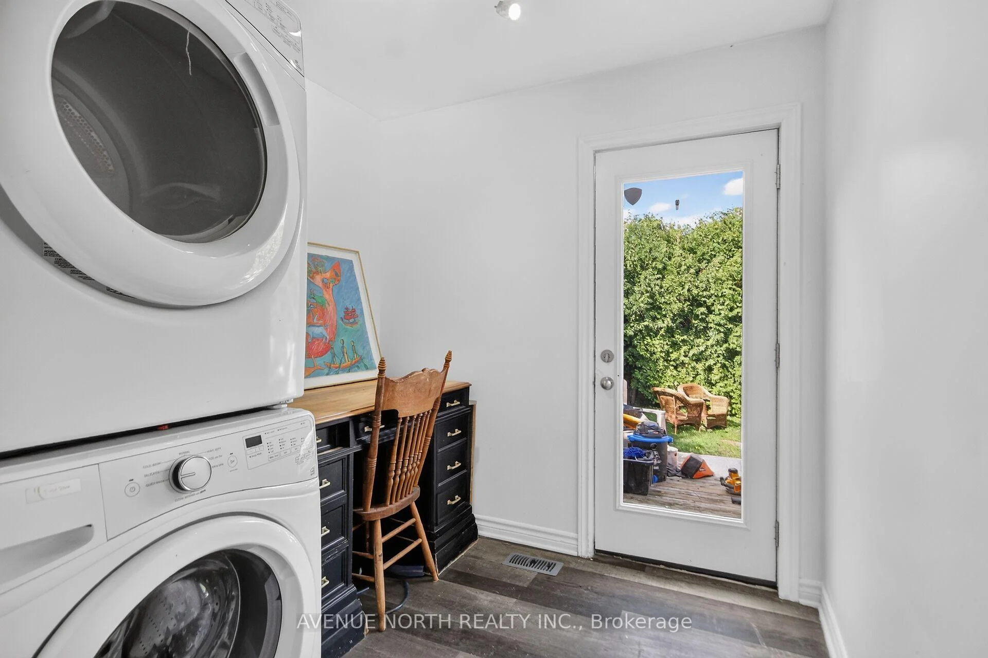 Photo 31 of 869 Chapman Boulevard, Ottawa, Elmvale Acres — HOMEH