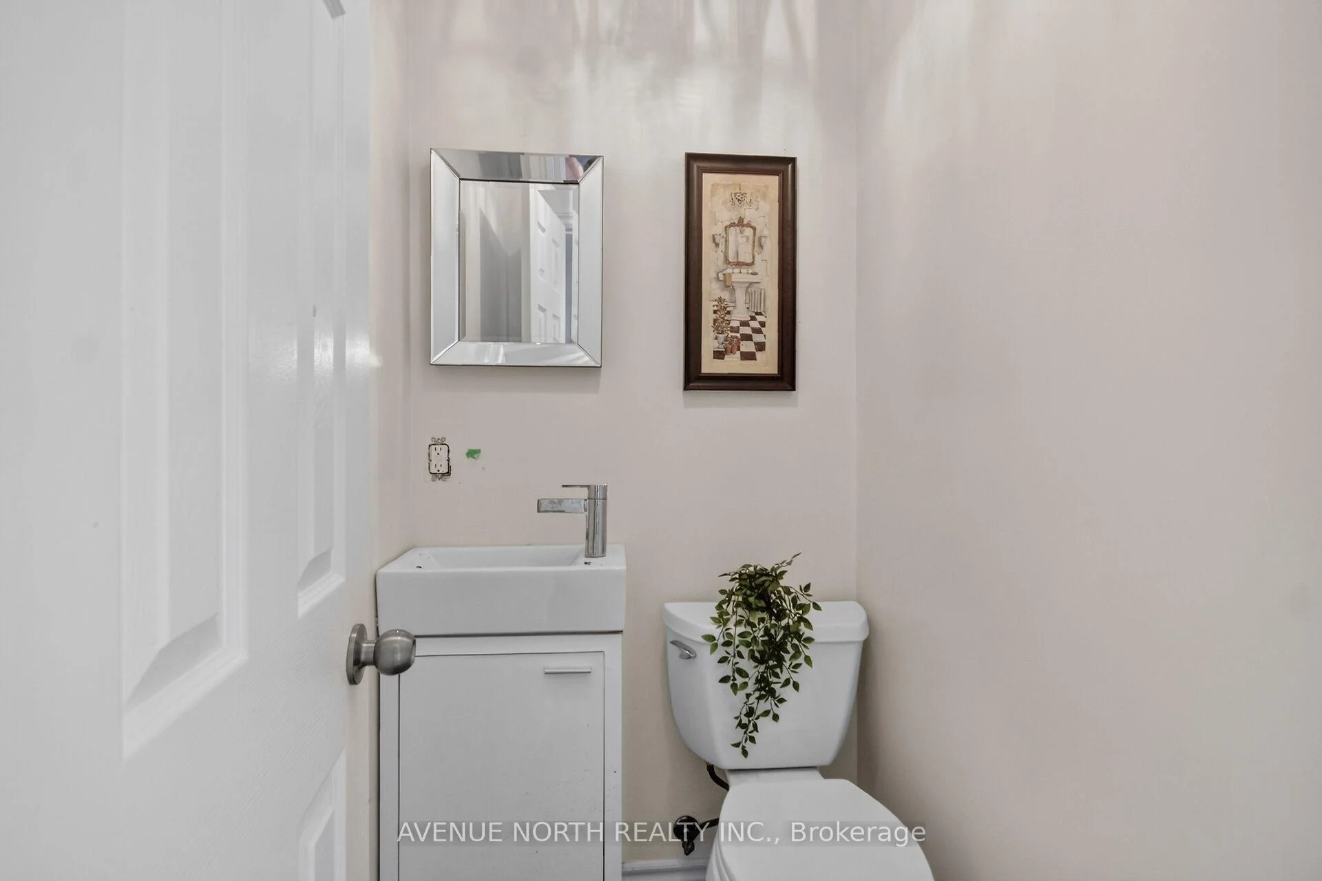 Photo 27 of 869 Chapman Boulevard, Ottawa, Elmvale Acres — HOMEH