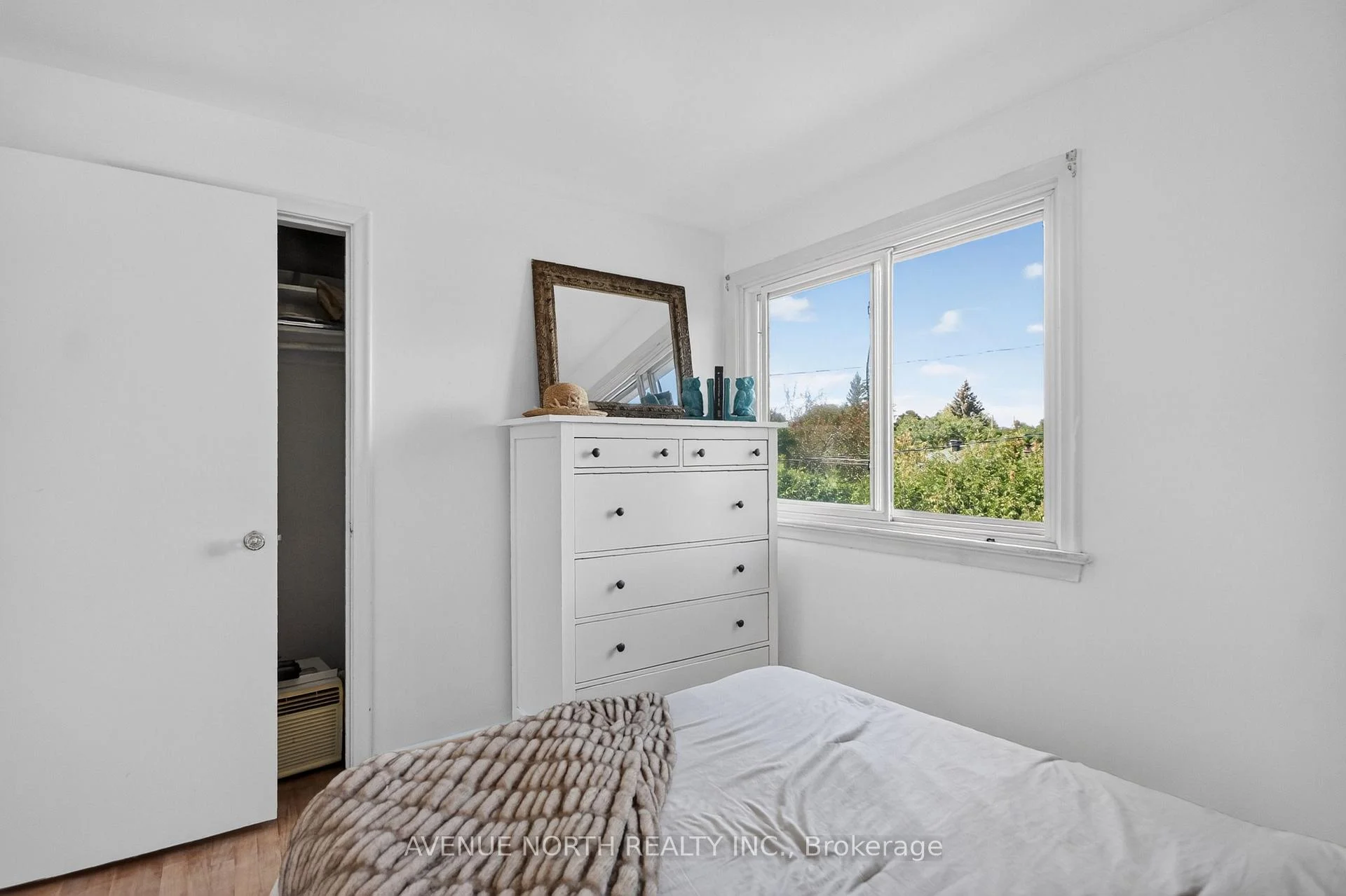 Photo 45 of 869 Chapman Boulevard, Ottawa, Elmvale Acres — HOMEH