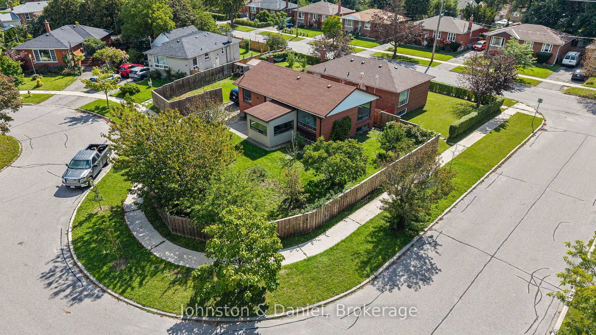 Front of 30 Marawa Court