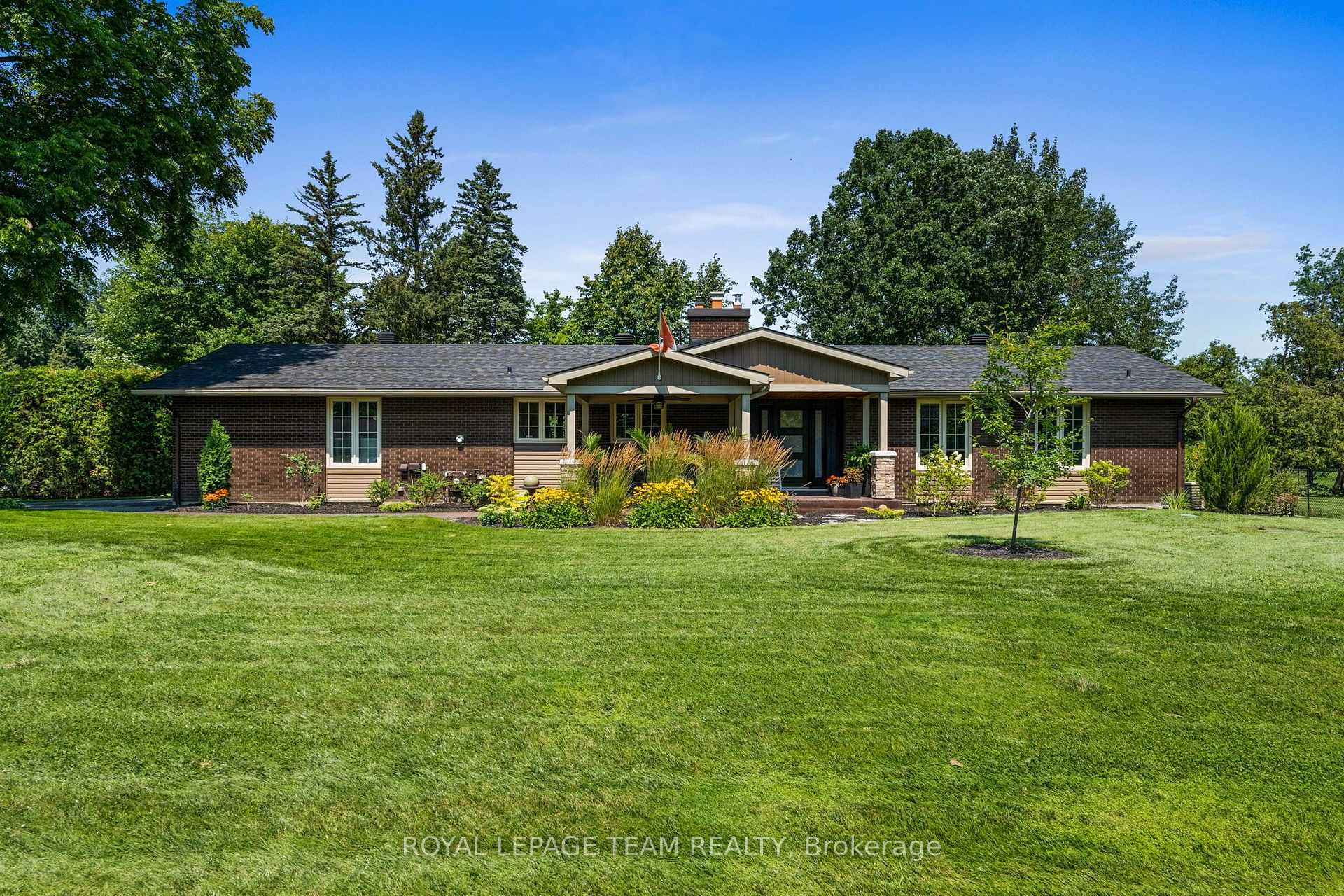 Photo 1 of 1279 Fairway Drive, Ottawa, Manotick South to Roger Stevens — HOMEH