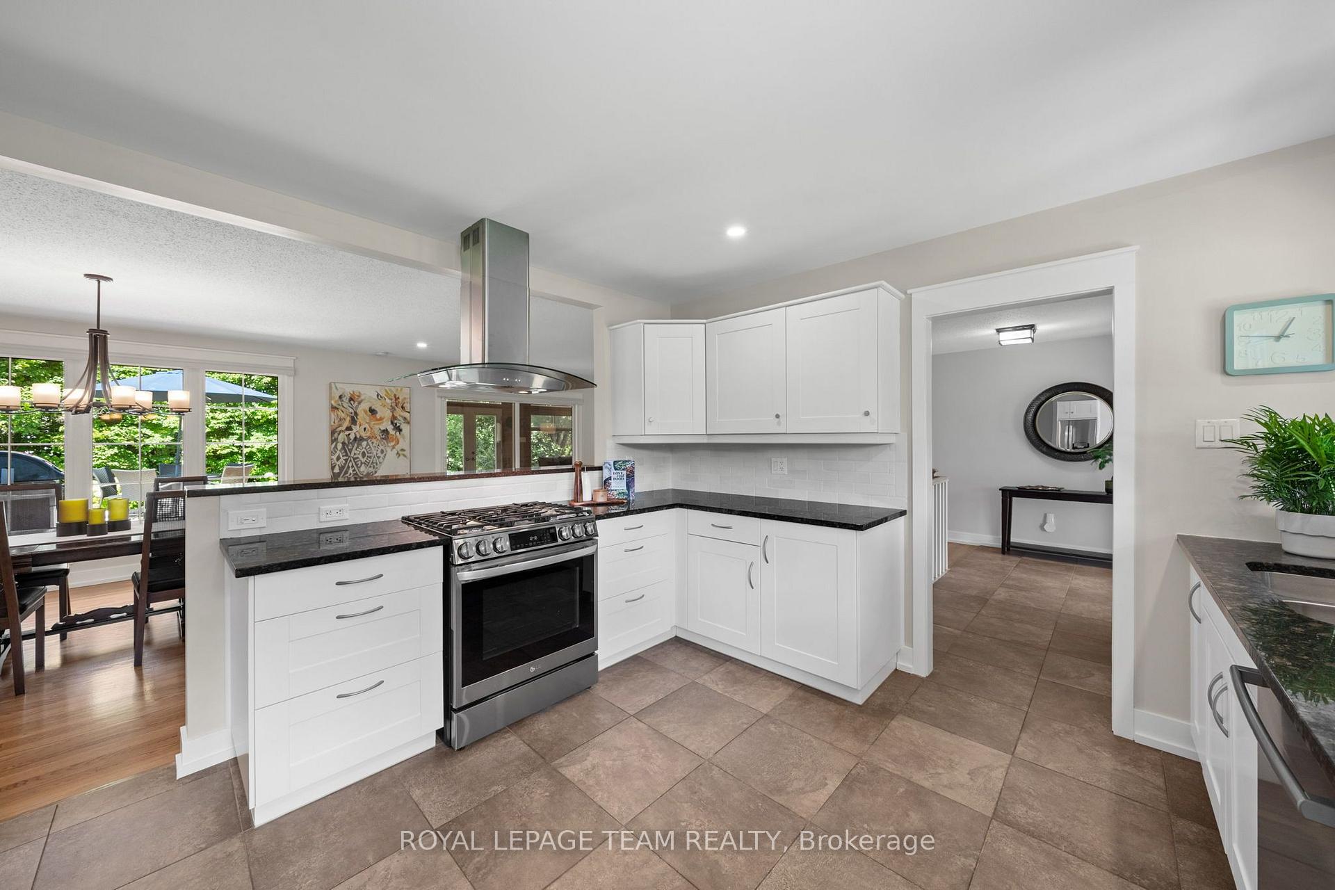 Photo 11 of 1279 Fairway Drive, Ottawa, Manotick South to Roger Stevens — HOMEH