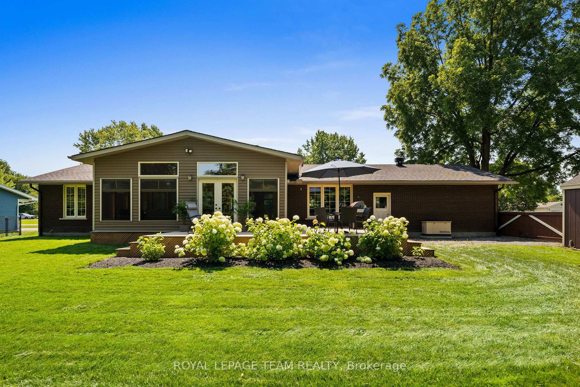 Photo 39 of 1279 Fairway Drive, Ottawa, Manotick South to Roger Stevens — HOMEH
