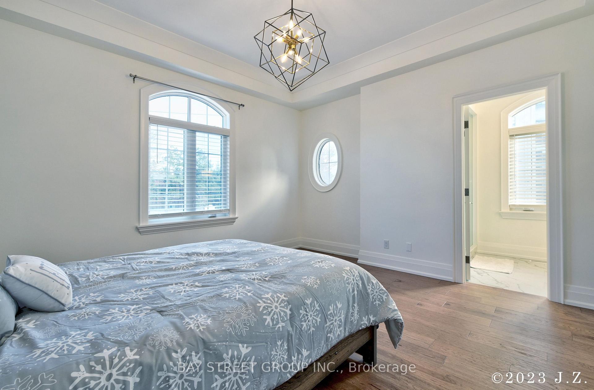 Photo 13 of 60 Emmett Avenue, North York, Mount Dennis — HOMEH