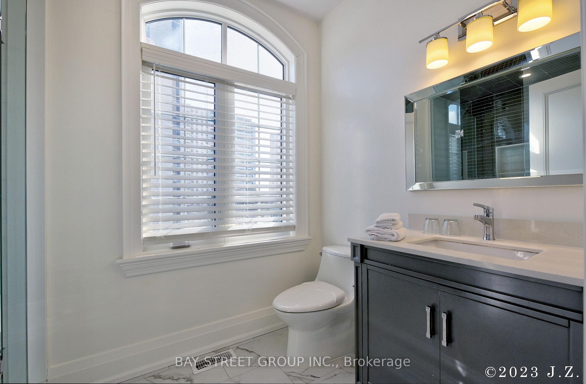 Photo 16 of 60 Emmett Avenue, North York, Mount Dennis — HOMEH