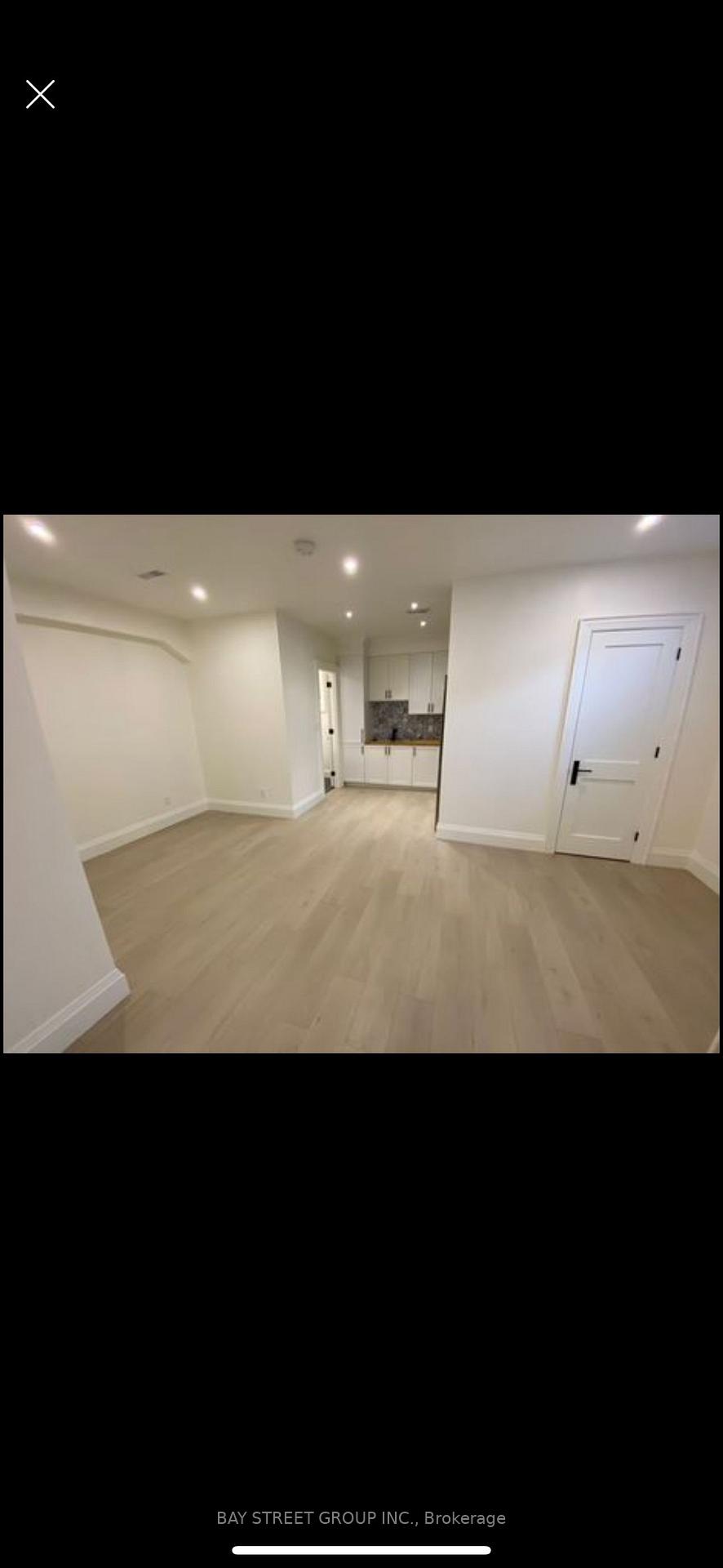 Photo 32 of 60 Emmett Avenue, North York, Mount Dennis — HOMEH