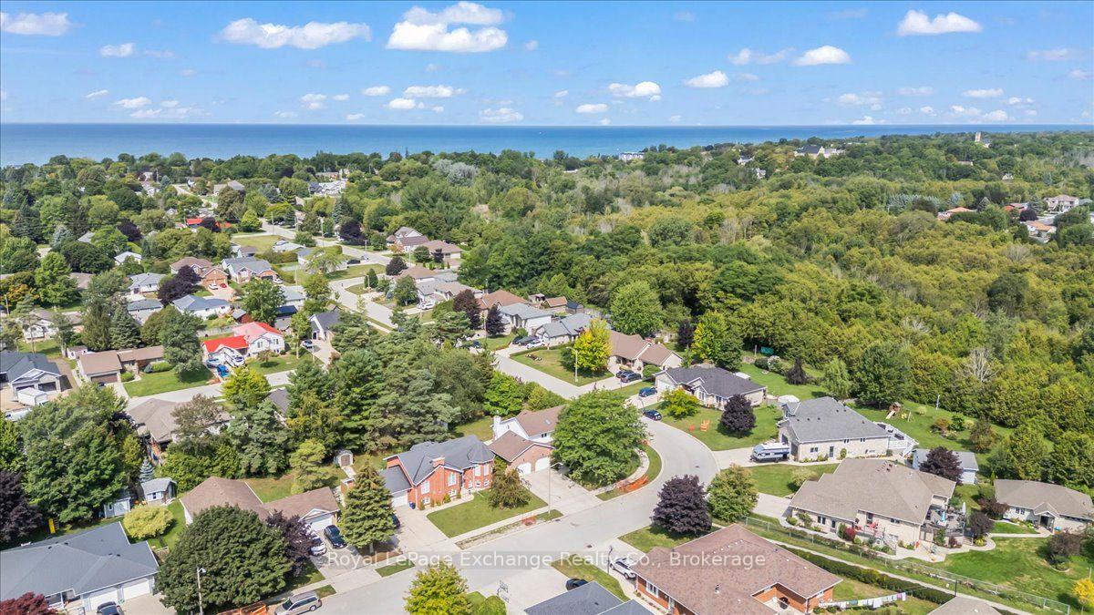 Photo 46 of 621 Lynden Crescent, Kincardine — HOMEH