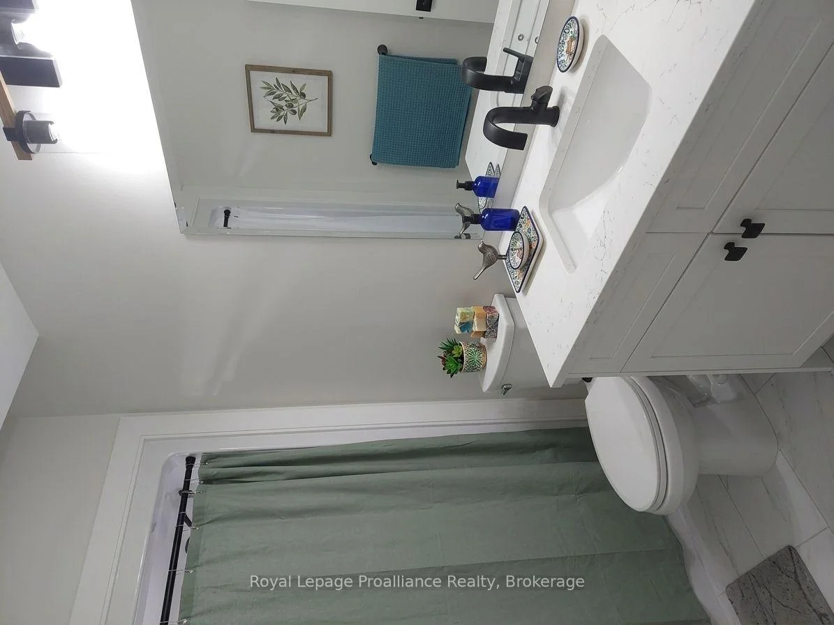 Photo 5 of 33 Huffman Road, Quinte West, Frankford Ward — HOMEH