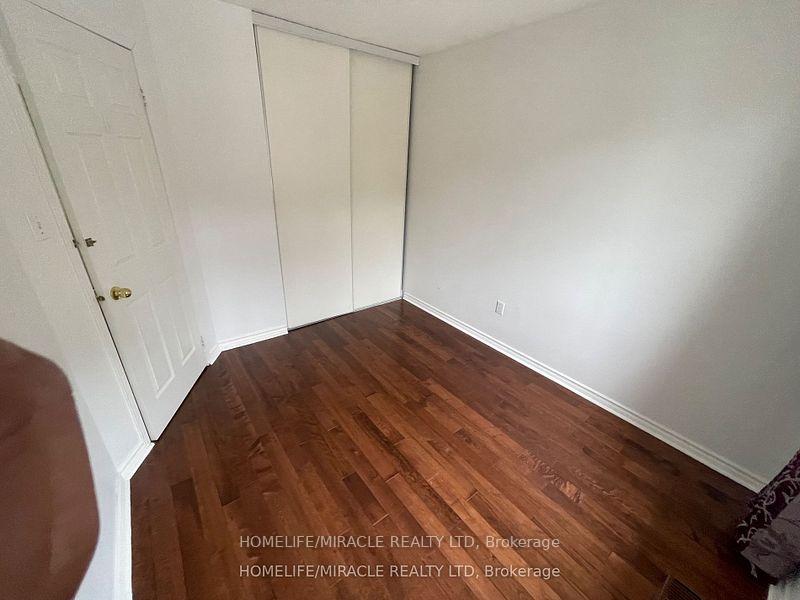 Photo 16 of Unit 6, 10 Cherrytree Drive, Brampton, Fletcher's Creek South — HOMEH