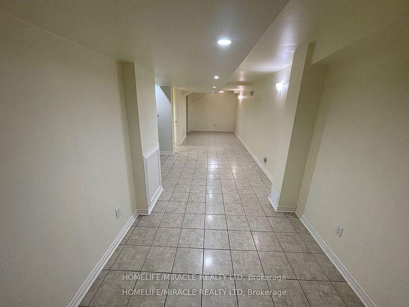 Photo 27 of Unit 6, 10 Cherrytree Drive, Brampton, Fletcher's Creek South — HOMEH