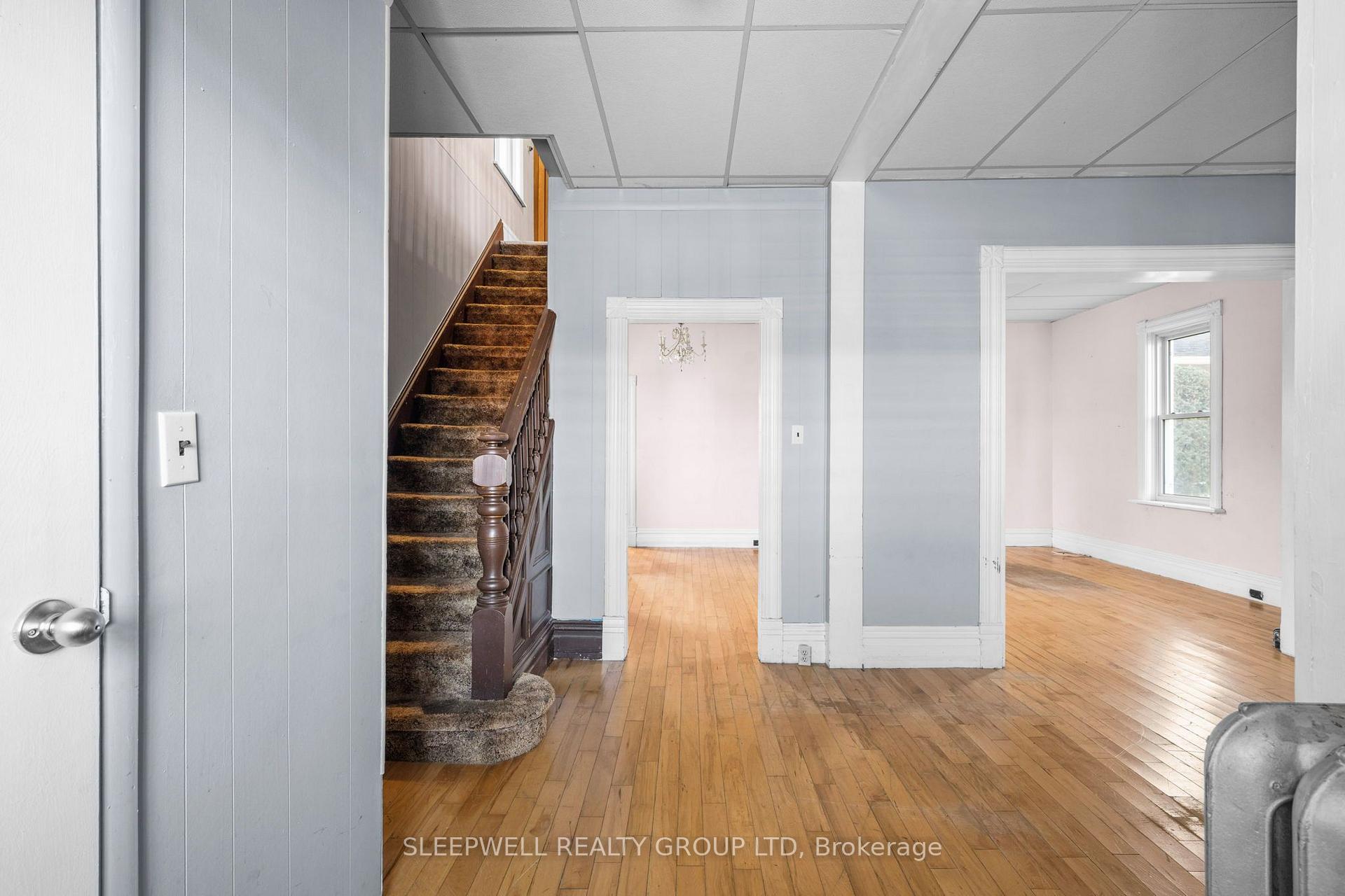 Photo 4 of 151 Renfrew Avenue W, Renfrew, Renfrew — HOMEH