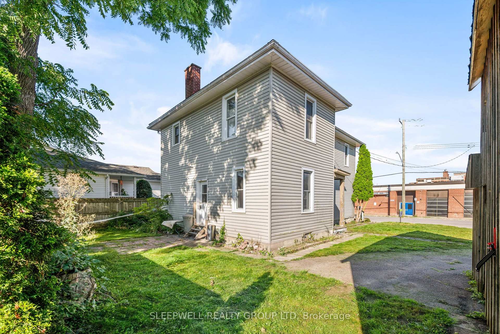 Photo 26 of 151 Renfrew Avenue W, Renfrew, Renfrew — HOMEH