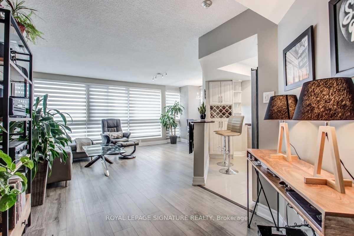 Photo 4 of Unit 603, 7 Broadway Avenue, Toronto, Mount Pleasant West — HOMEH