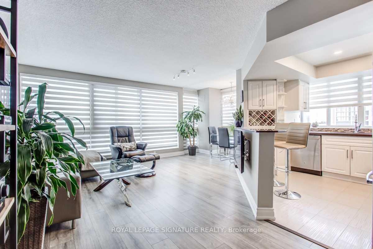 Photo 5 of Unit 603, 7 Broadway Avenue, Toronto, Mount Pleasant West — HOMEH