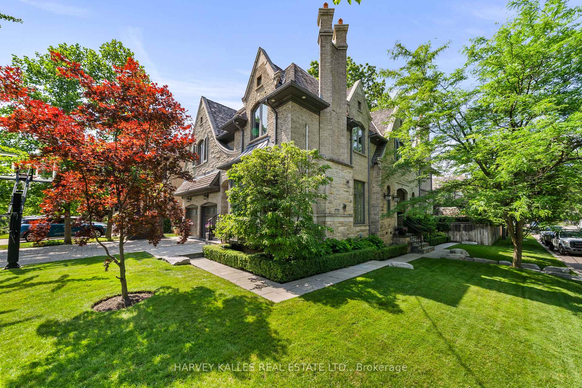 Photo 2 of 6 Vesta Drive, Toronto, Forest Hill South — HOMEH