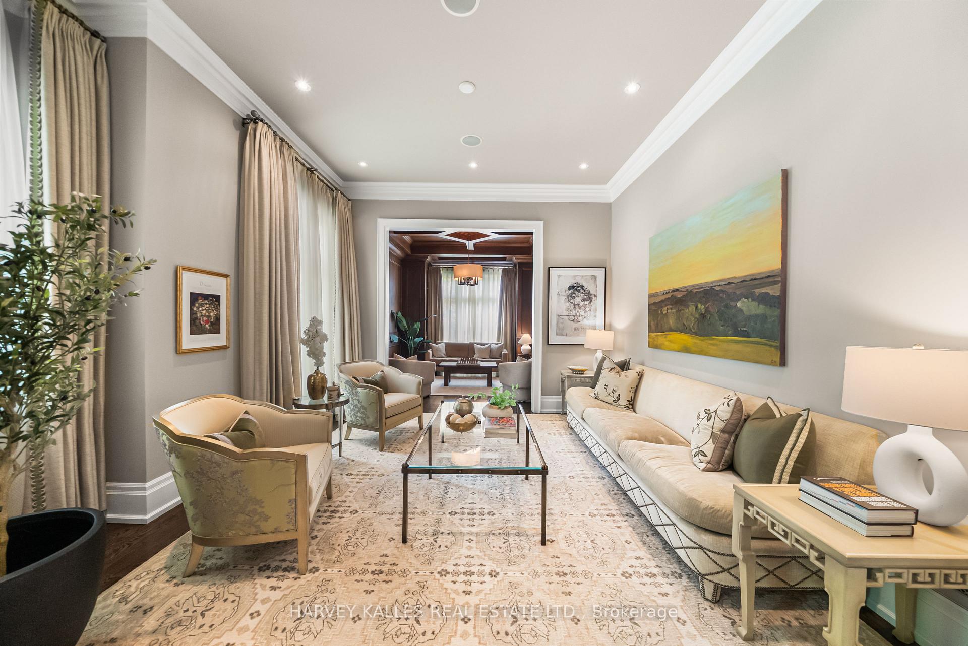 Photo 4 of 6 Vesta Drive, Toronto, Forest Hill South — HOMEH