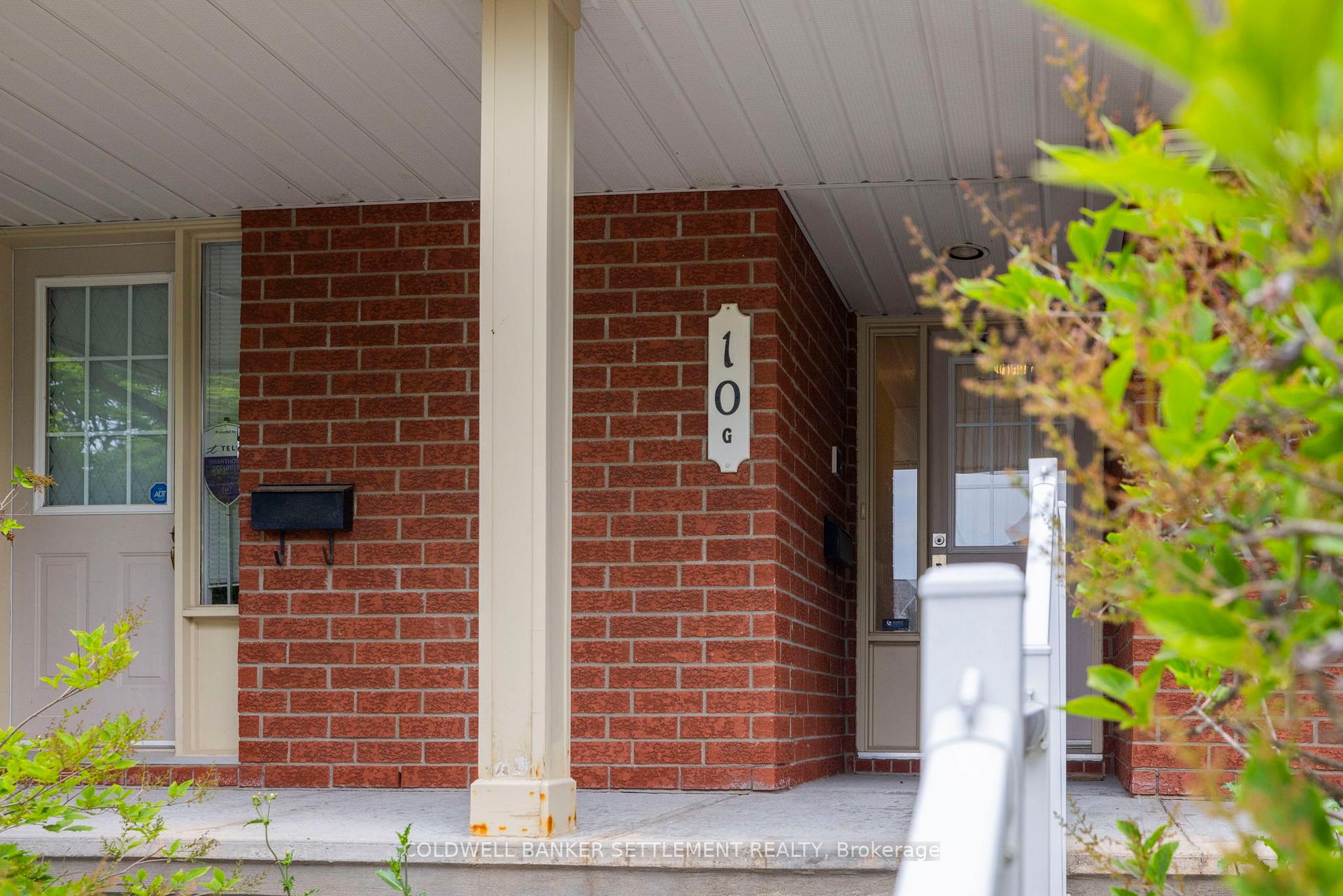 Photo 2 of Unit G, 10 Daybreak Street, Ottawa, Barrhaven East — HOMEH