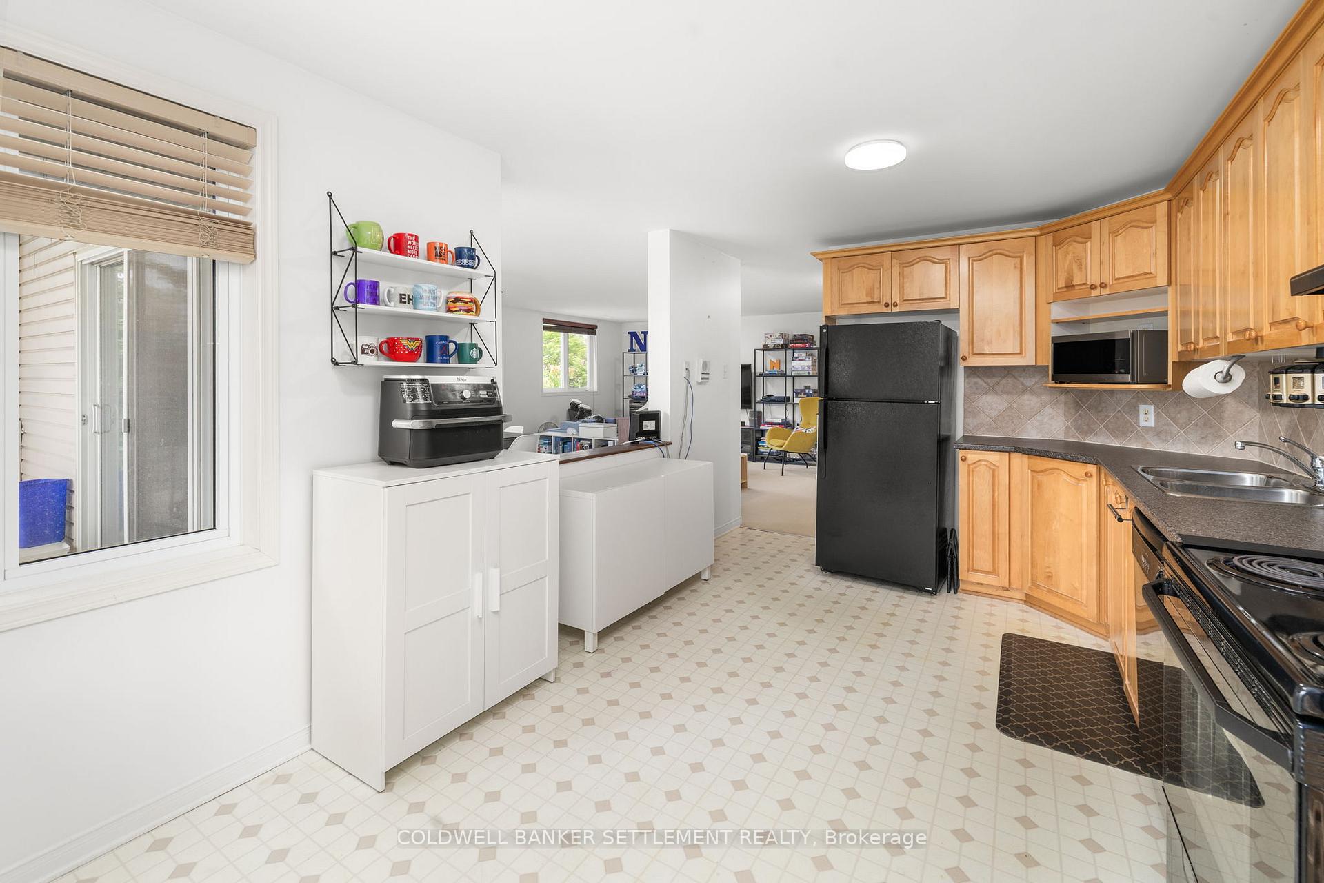 Photo 20 of Unit G, 10 Daybreak Street, Ottawa, Barrhaven East — HOMEH