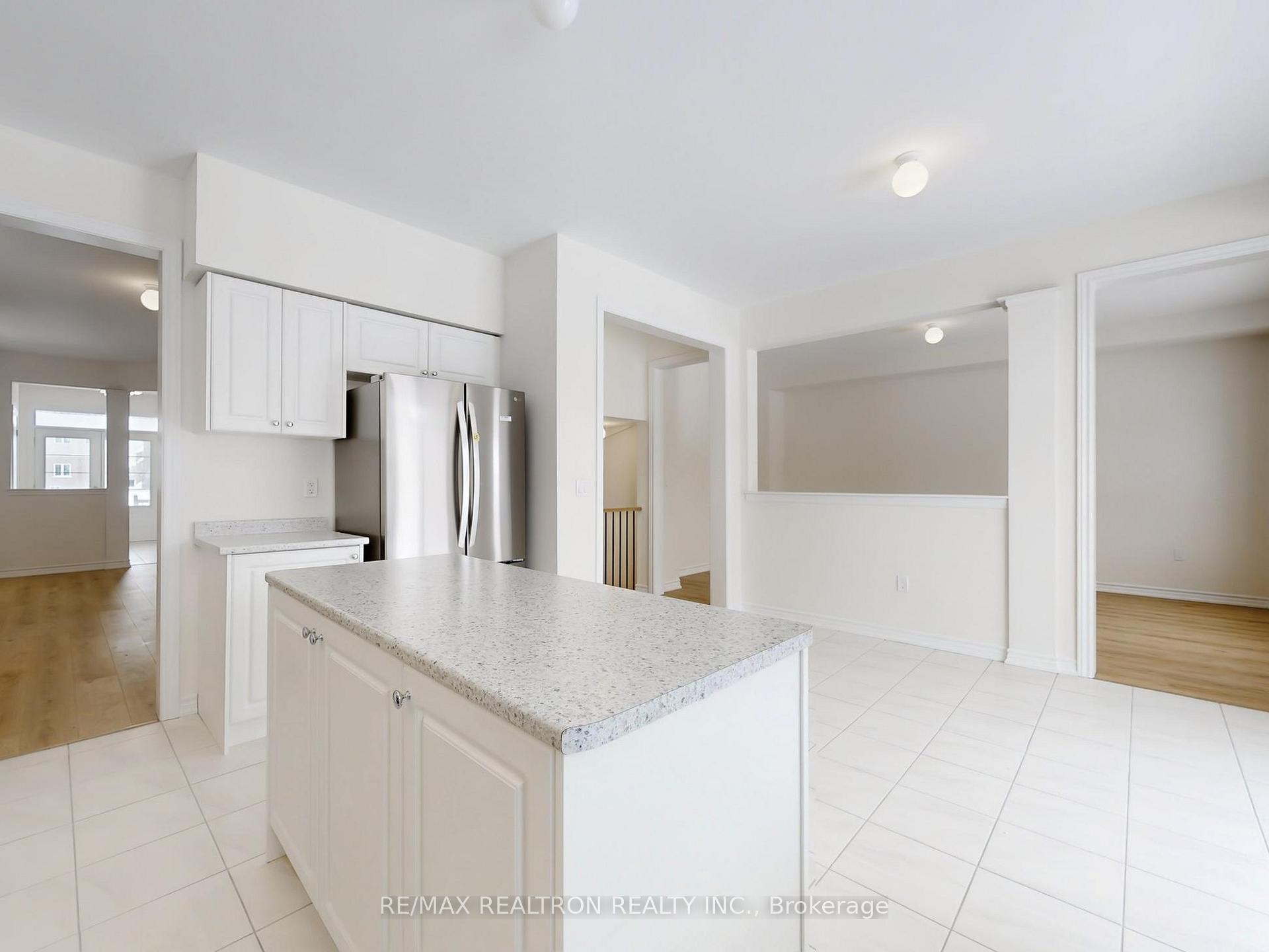 Photo 22 of 6 Grieve Avenue, Georgina, Sutton & Jackson's Point — HOMEH