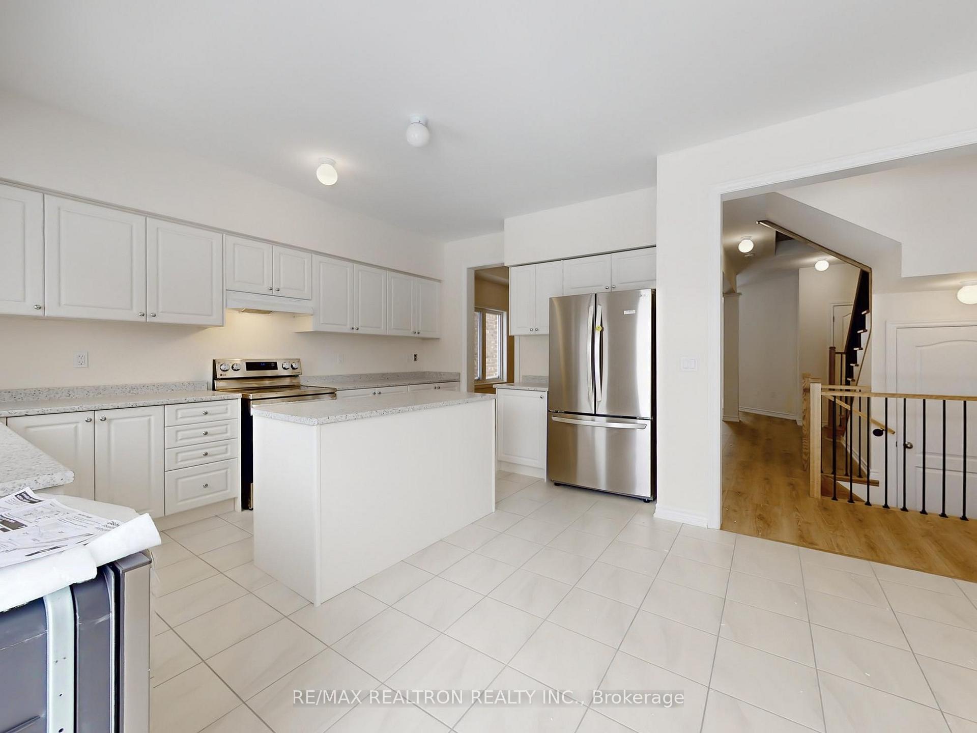 Photo 23 of 6 Grieve Avenue, Georgina, Sutton & Jackson's Point — HOMEH