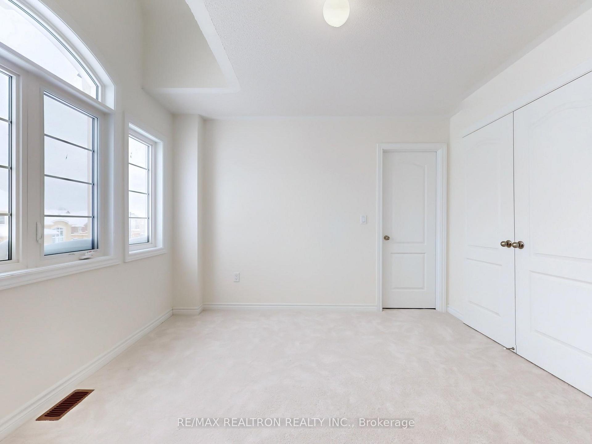 Photo 43 of 6 Grieve Avenue, Georgina, Sutton & Jackson's Point — HOMEH