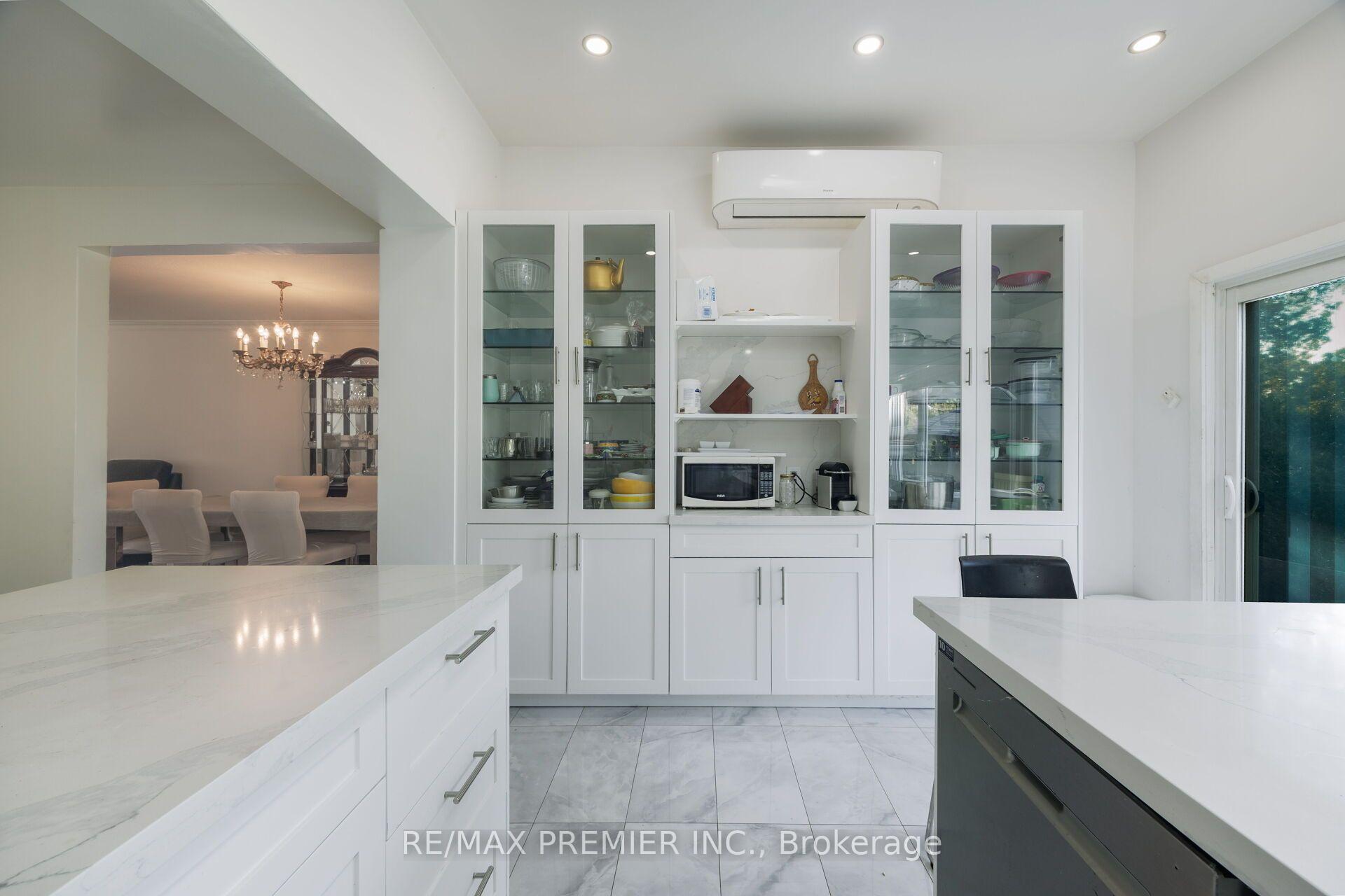 Photo 29 of 6 Canton Avenue, North York, Downsview-Roding-CFB — HOMEH