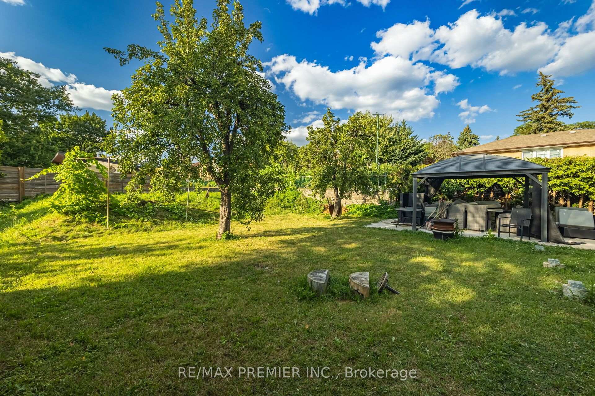 Photo 47 of 6 Canton Avenue, North York, Downsview-Roding-CFB — HOMEH