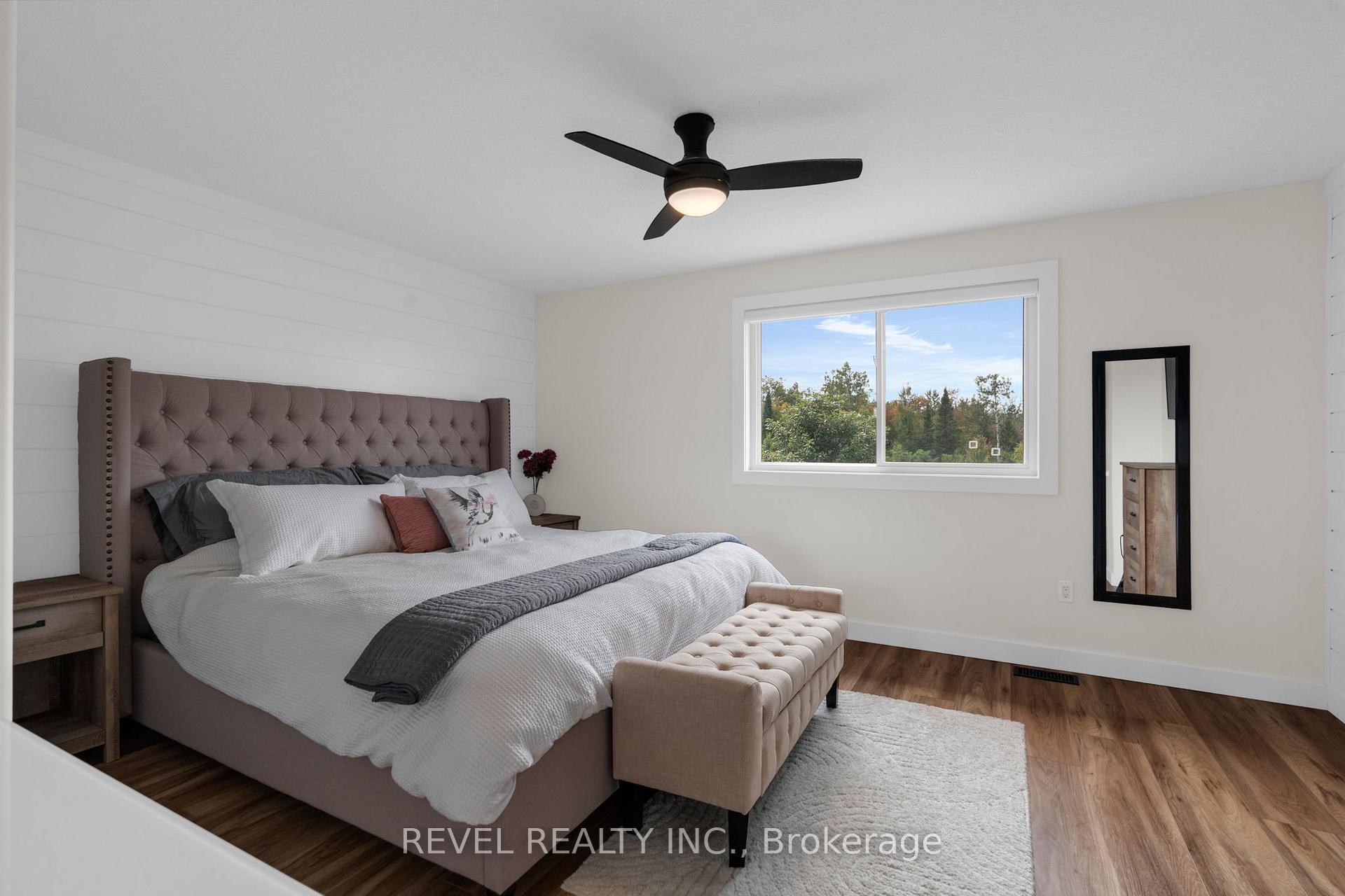 Photo 23 of 44 Graihawk Drive, Barrie, Ardagh — HOMEH