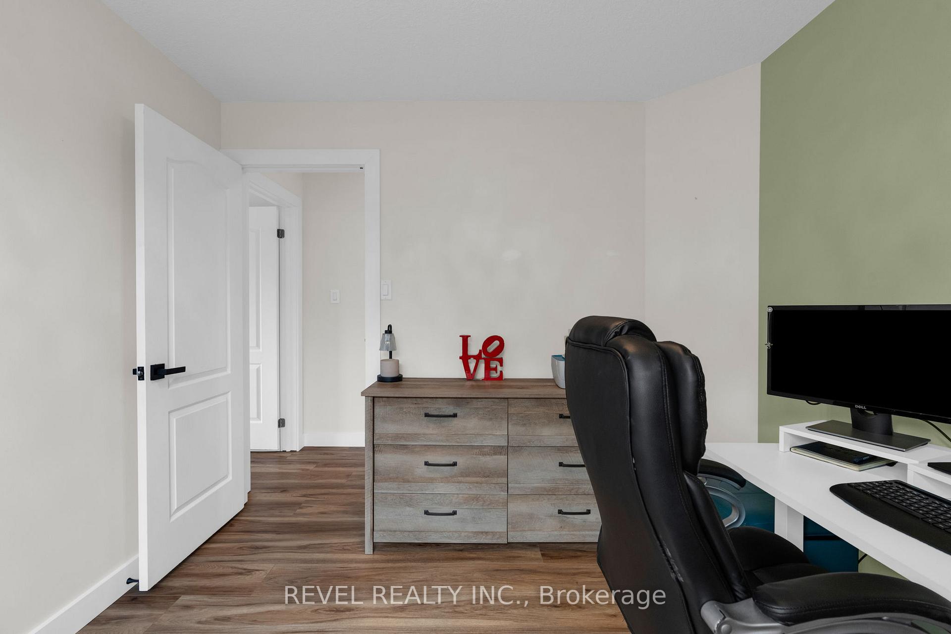 Photo 32 of 44 Graihawk Drive, Barrie, Ardagh — HOMEH