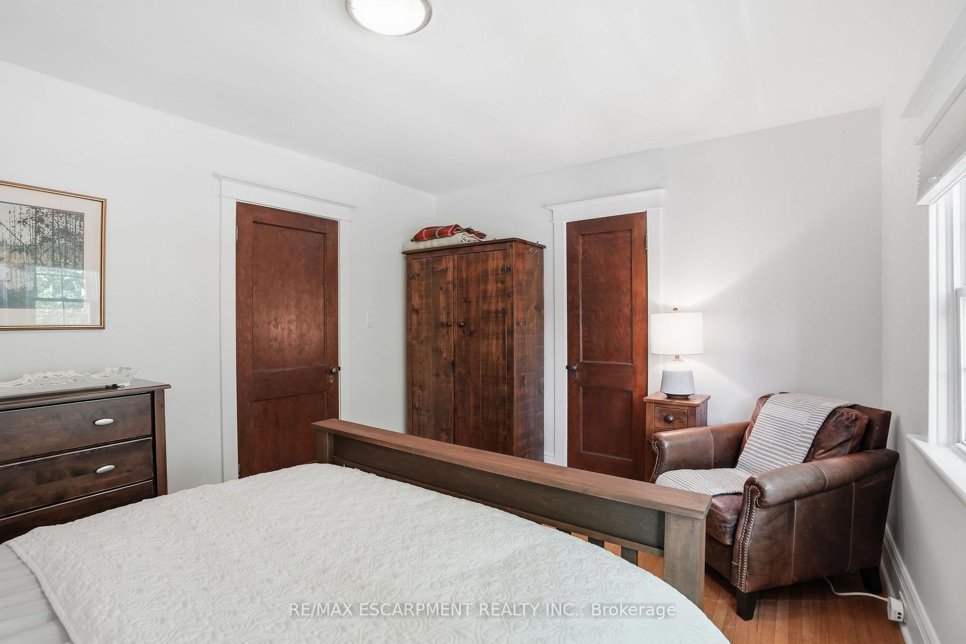Photo 18 of 97 Cline Avenue N, Hamilton, Westdale — HOMEH