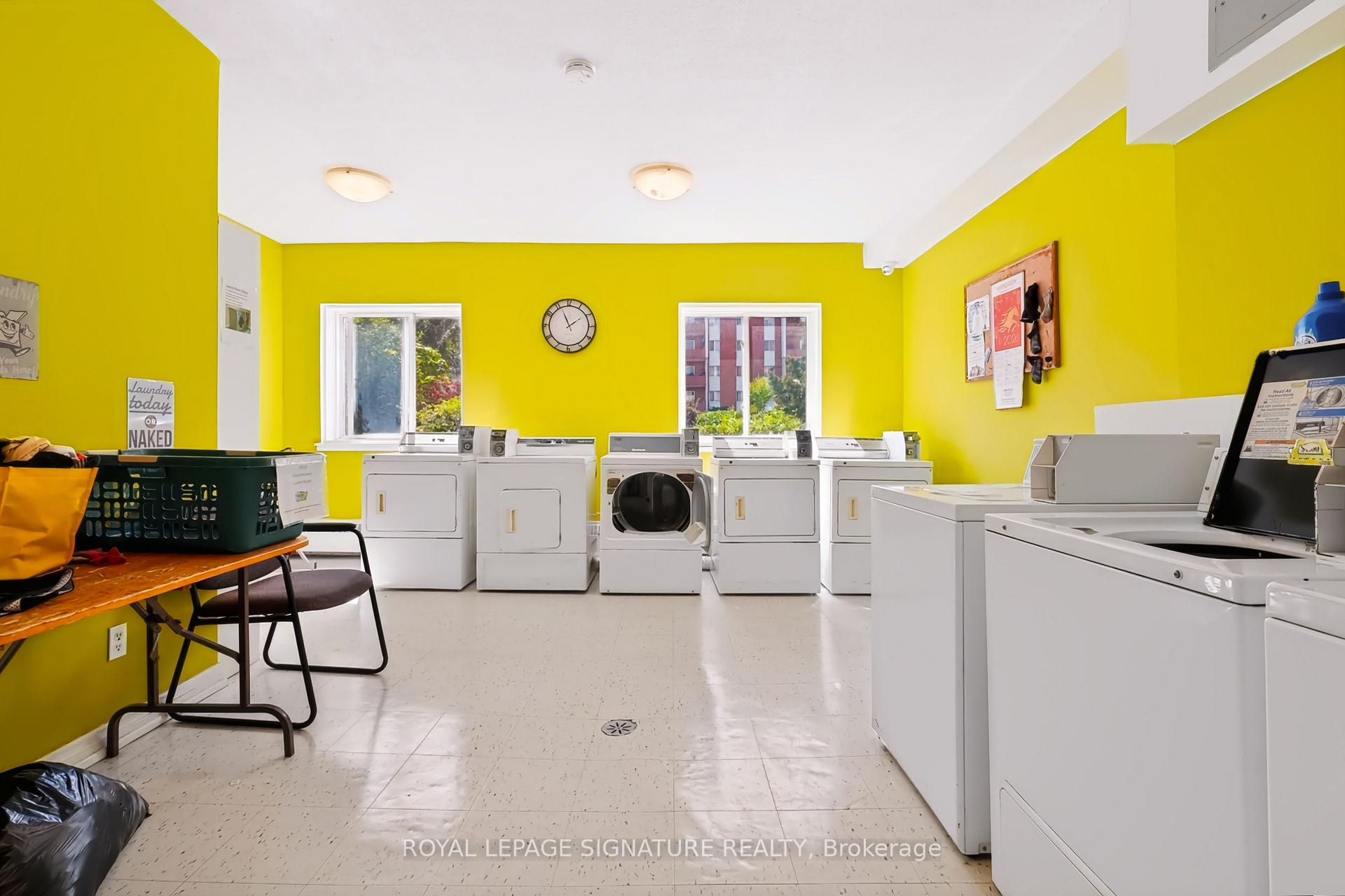 Photo 26 of Unit 401, 2485 Woking Crescent, Mississauga, Sheridan — HOMEH