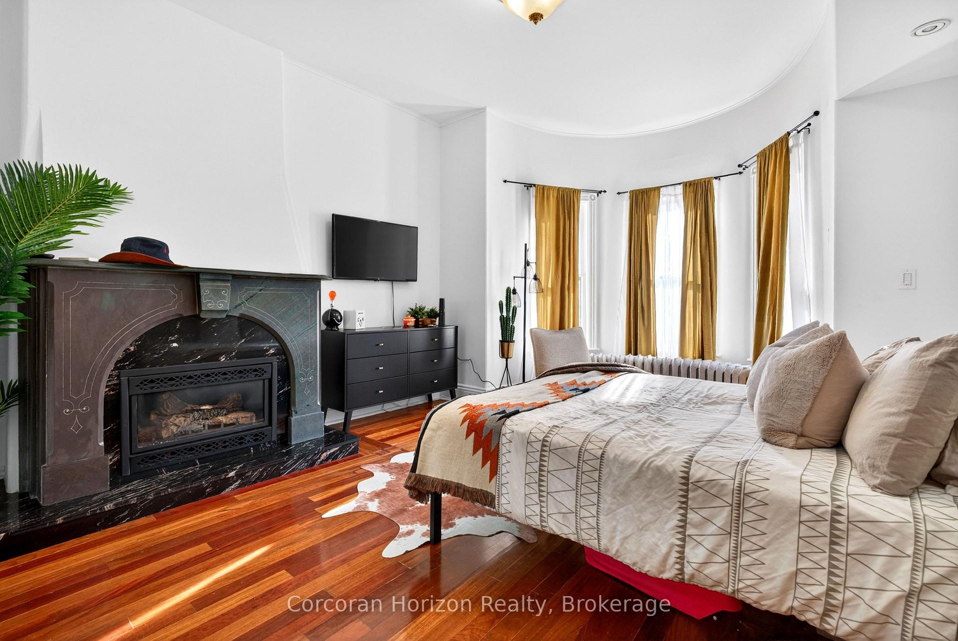 Photo 15 of Unit 2, 183 James Street S, Hamilton, Corktown — HOMEH