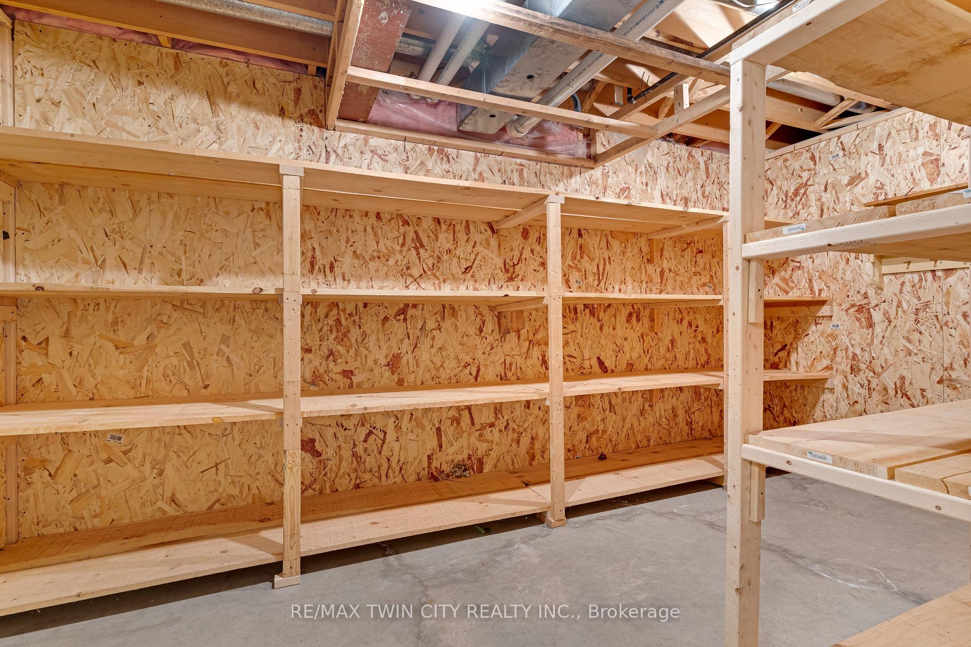 Photo 37 of 372 Gatestone Boulevard, Waterloo, Upper Beechwood — HOMEH