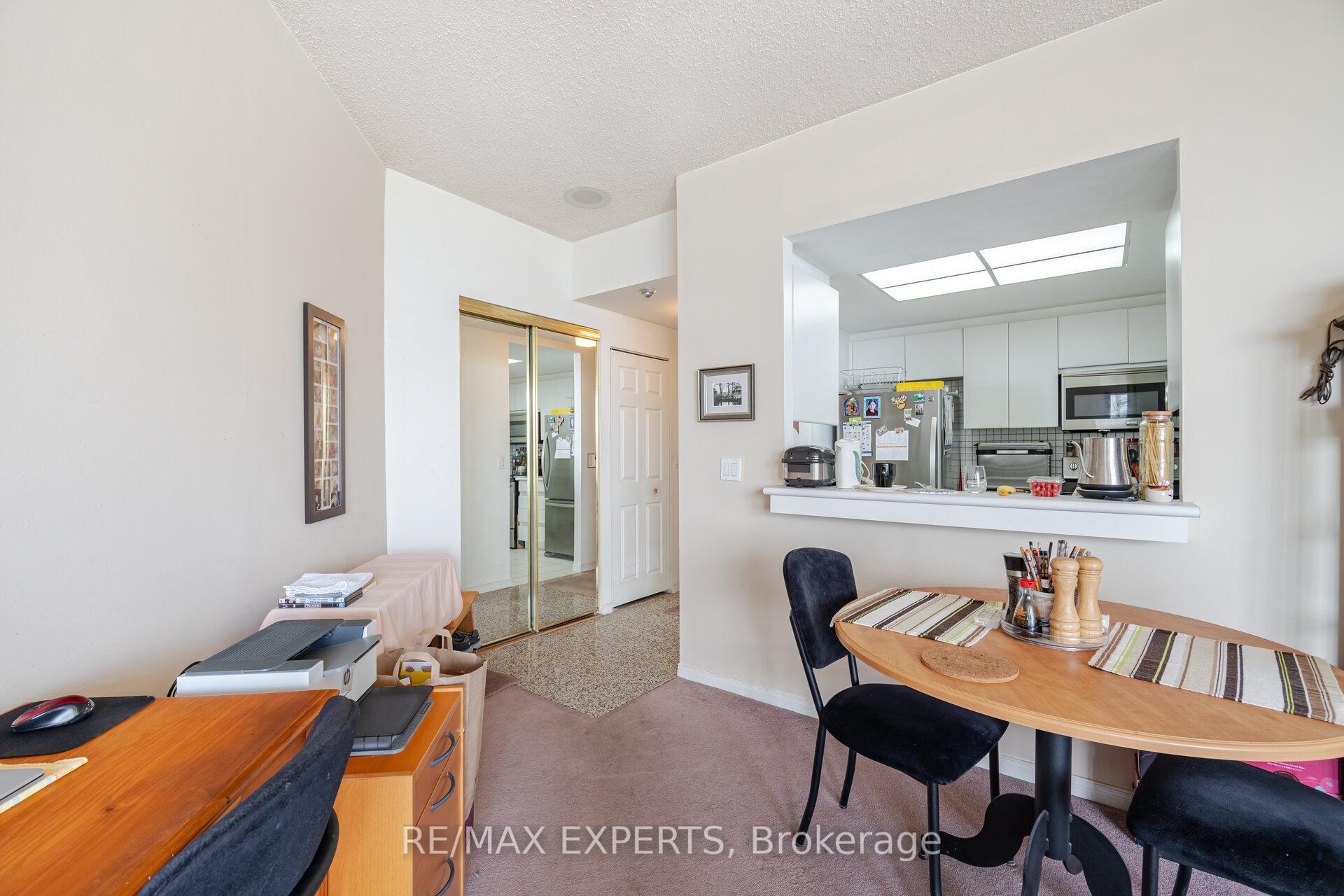 Photo 14 of Unit 3610, 7 Concorde Place, North York, Banbury-Don Mills — HOMEH