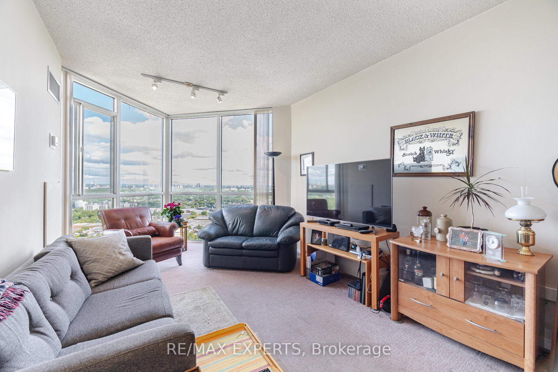 Photo 17 of Unit 3610, 7 Concorde Place, North York, Banbury-Don Mills — HOMEH