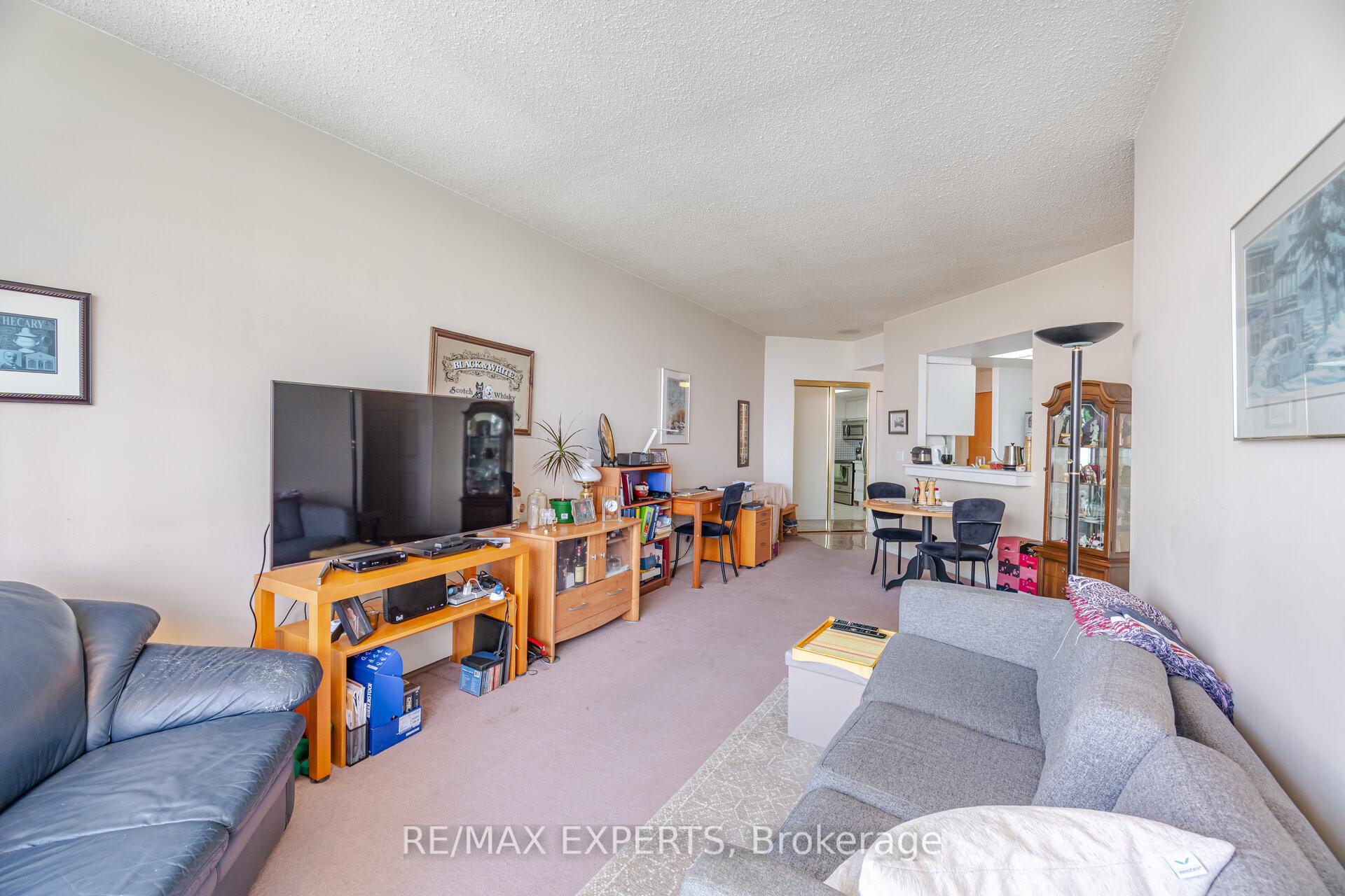 Photo 22 of Unit 3610, 7 Concorde Place, North York, Banbury-Don Mills — HOMEH