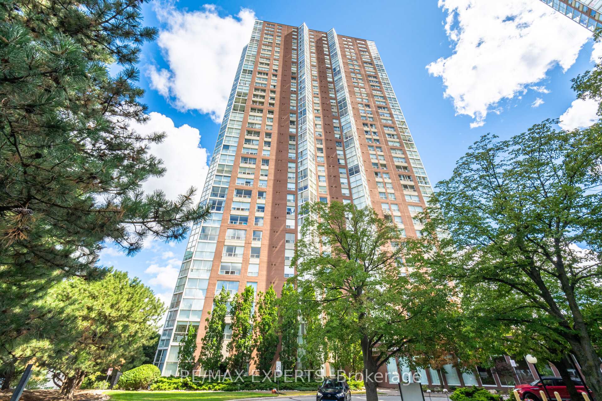 Photo 34 of Unit 3610, 7 Concorde Place, North York, Banbury-Don Mills — HOMEH