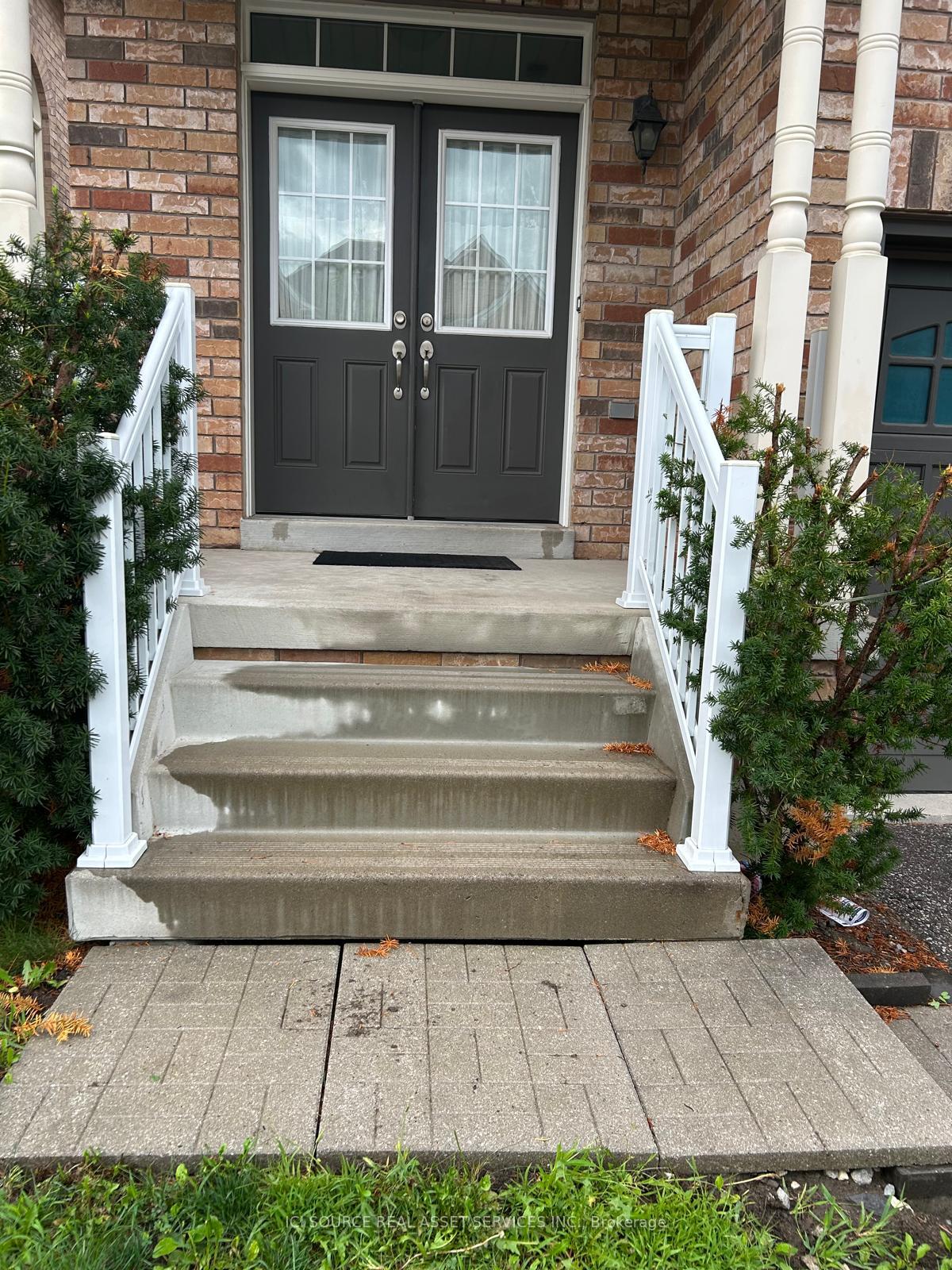 Photo 6 of Unit Upper, 11 Pomell Trail, Brampton, Bram East — HOMEH