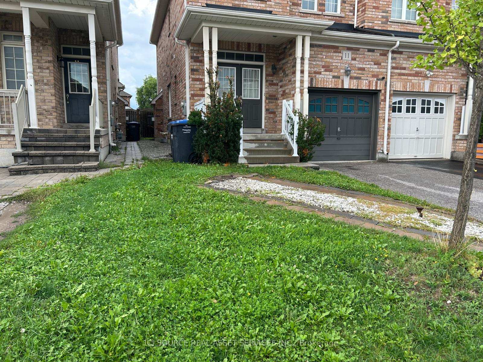 Photo 7 of Unit Upper, 11 Pomell Trail, Brampton, Bram East — HOMEH