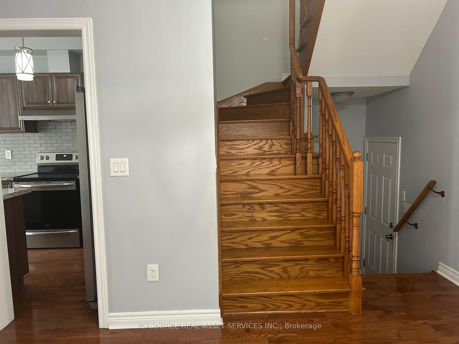 Photo 21 of Unit Upper, 11 Pomell Trail, Brampton, Bram East — HOMEH