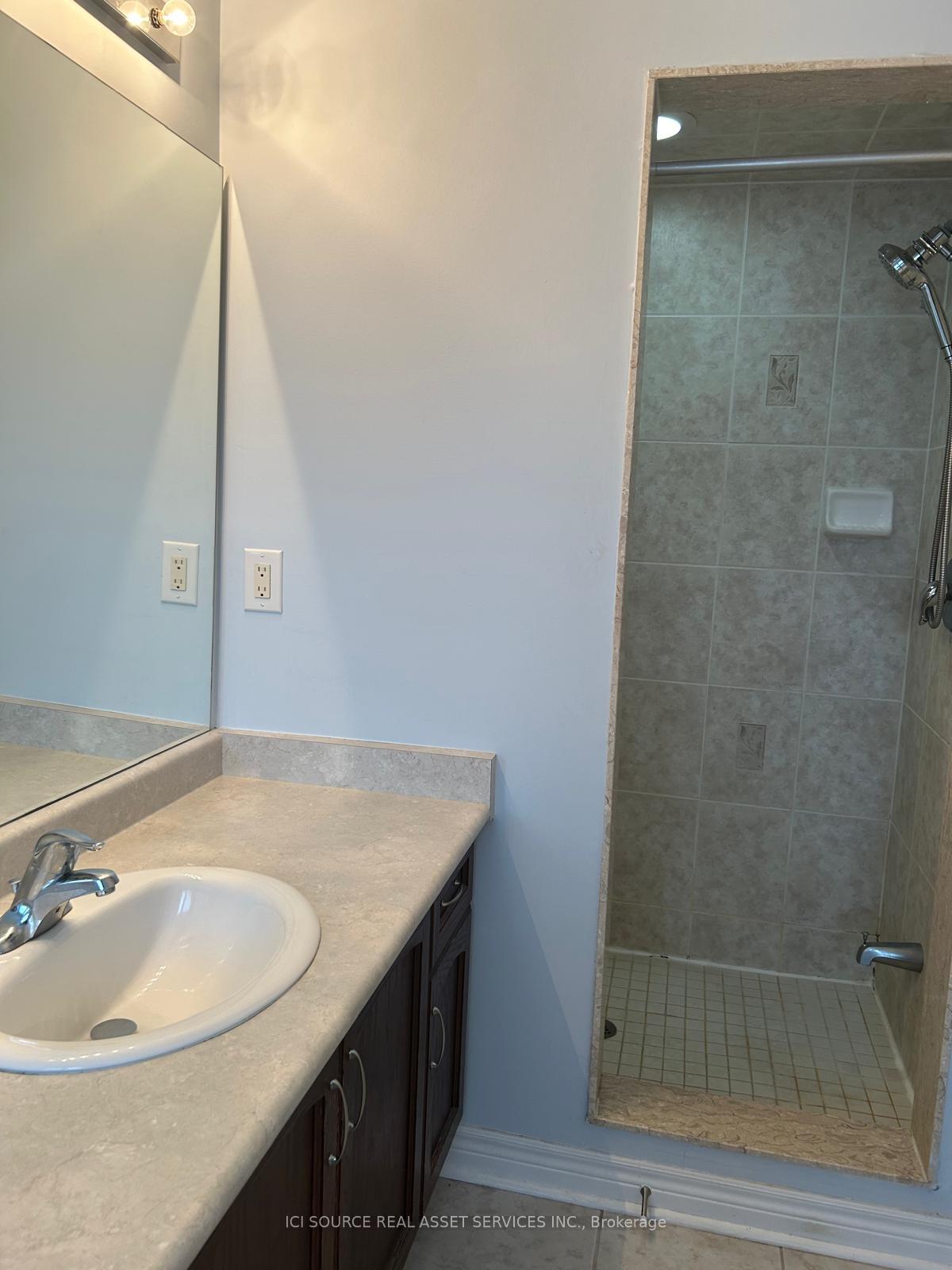 Photo 34 of Unit Upper, 11 Pomell Trail, Brampton, Bram East — HOMEH