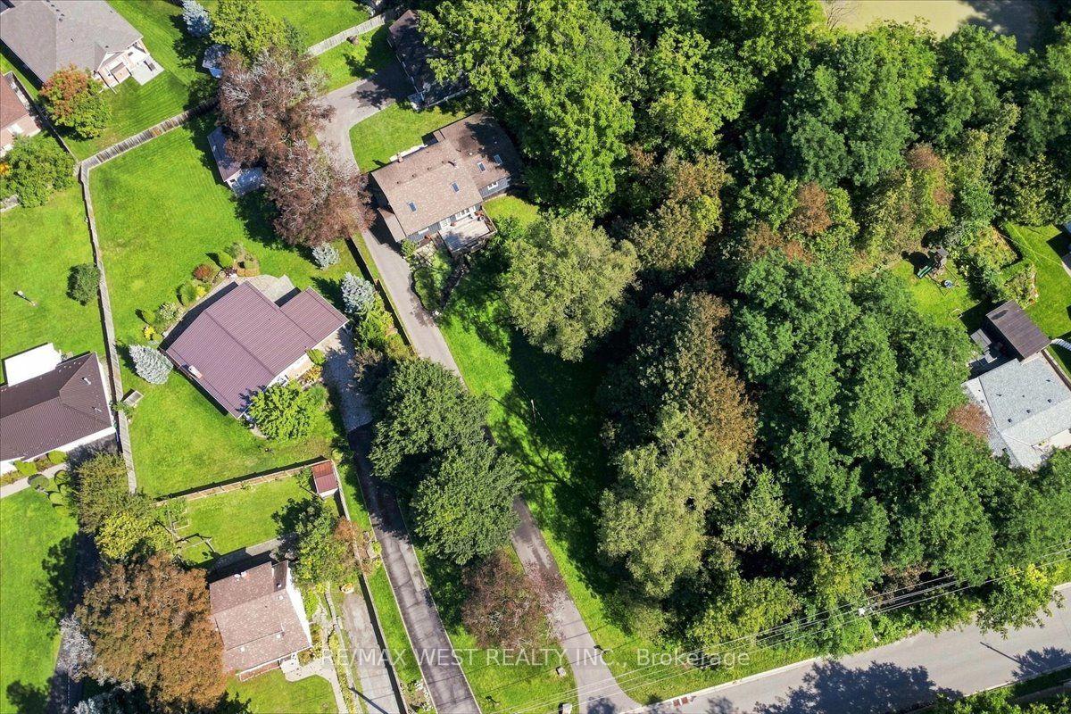 Photo 23 of 48 Jackman Road, Clarington, Bowmanville — HOMEH