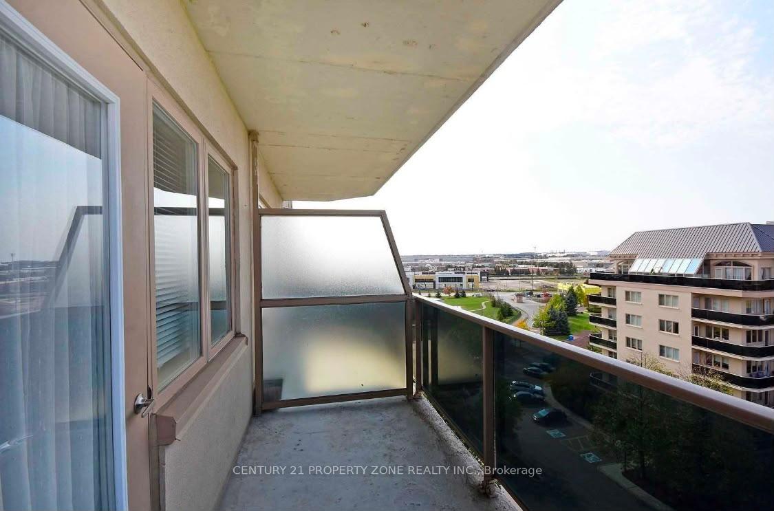 Photo 5 of Unit 803, 10 Dayspring Circle, Brampton, Goreway Drive Corridor — HOMEH