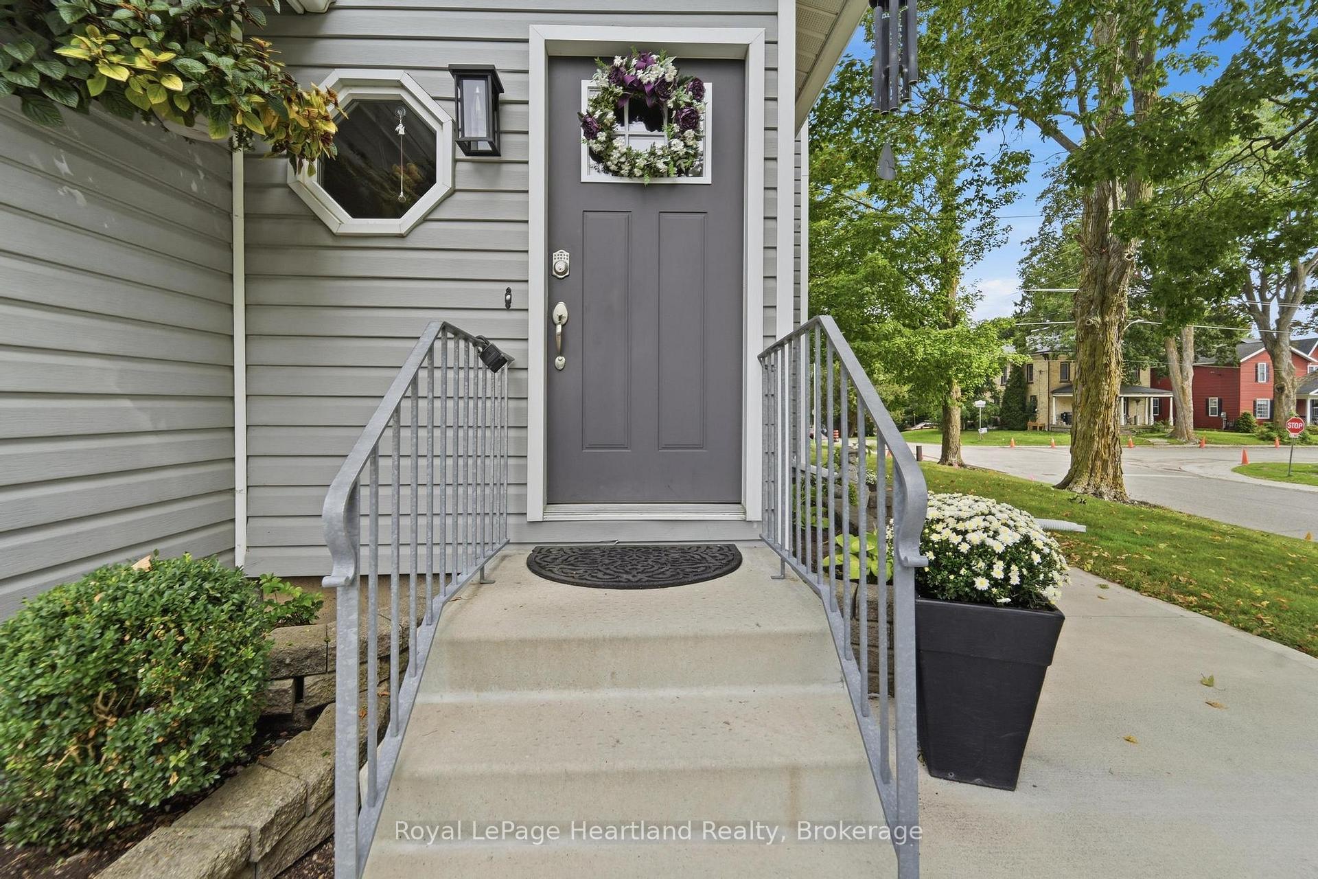 Photo 5 of 409 Gypsy Lane, North Huron, Blyth — HOMEH