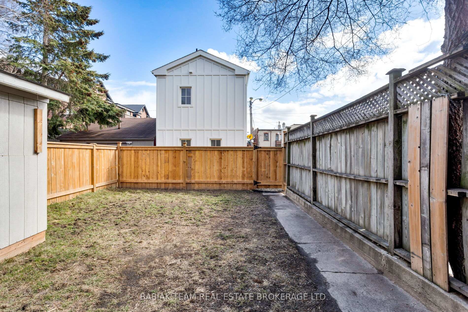 Photo 29 of 45 Montye Avenue, Toronto, Runnymede-Bloor West Village — HOMEH