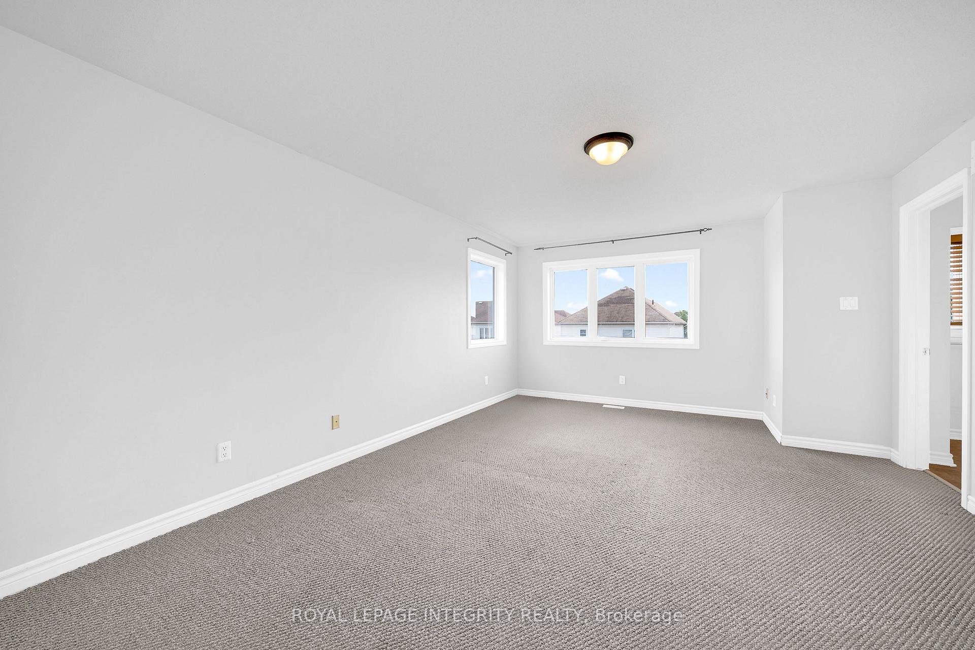 Photo 19 of 496 Temiskaming Crescent, Ottawa, Barrhaven - Strandherd — HOMEH